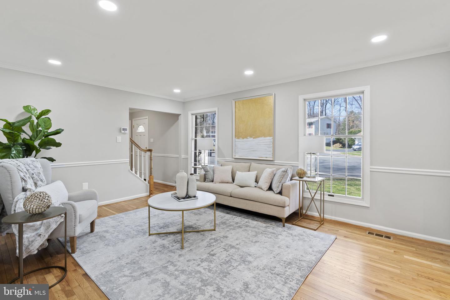 5905 Hollow Oak COURT