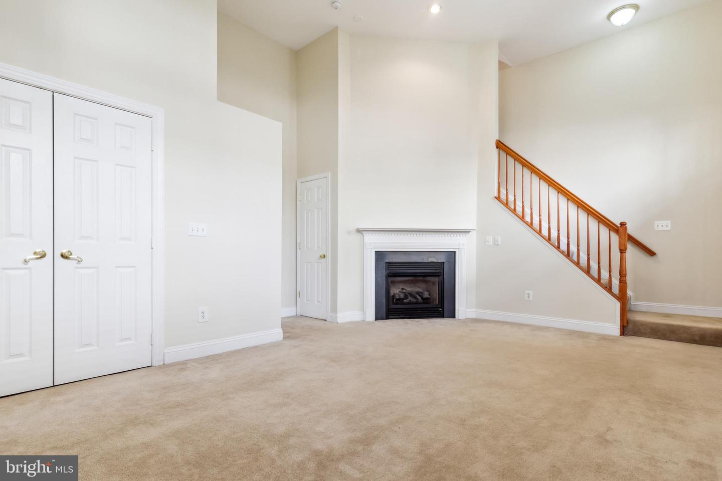 11420 Log Ridge DRIVE