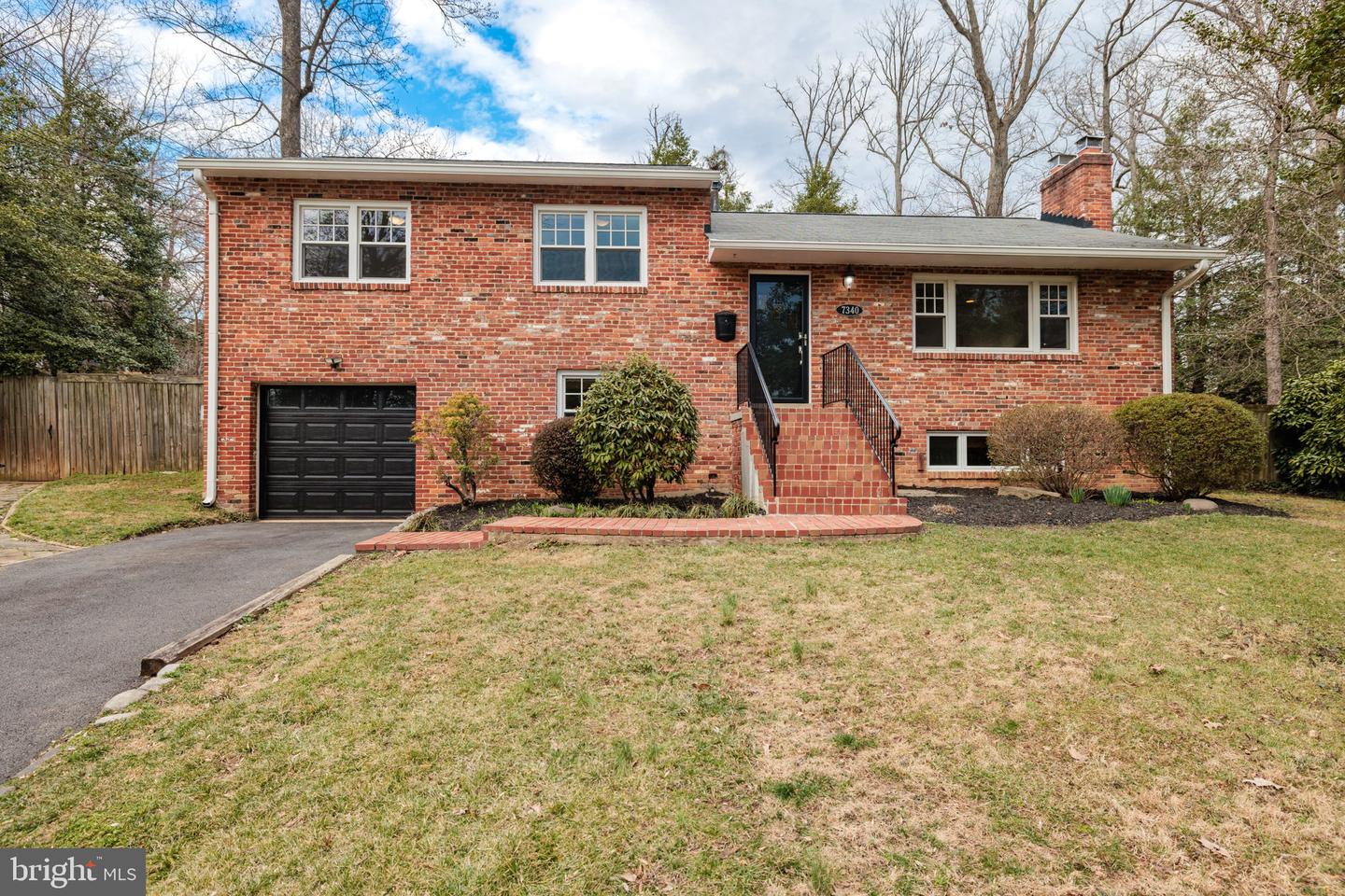 7340 Barbour COURT
