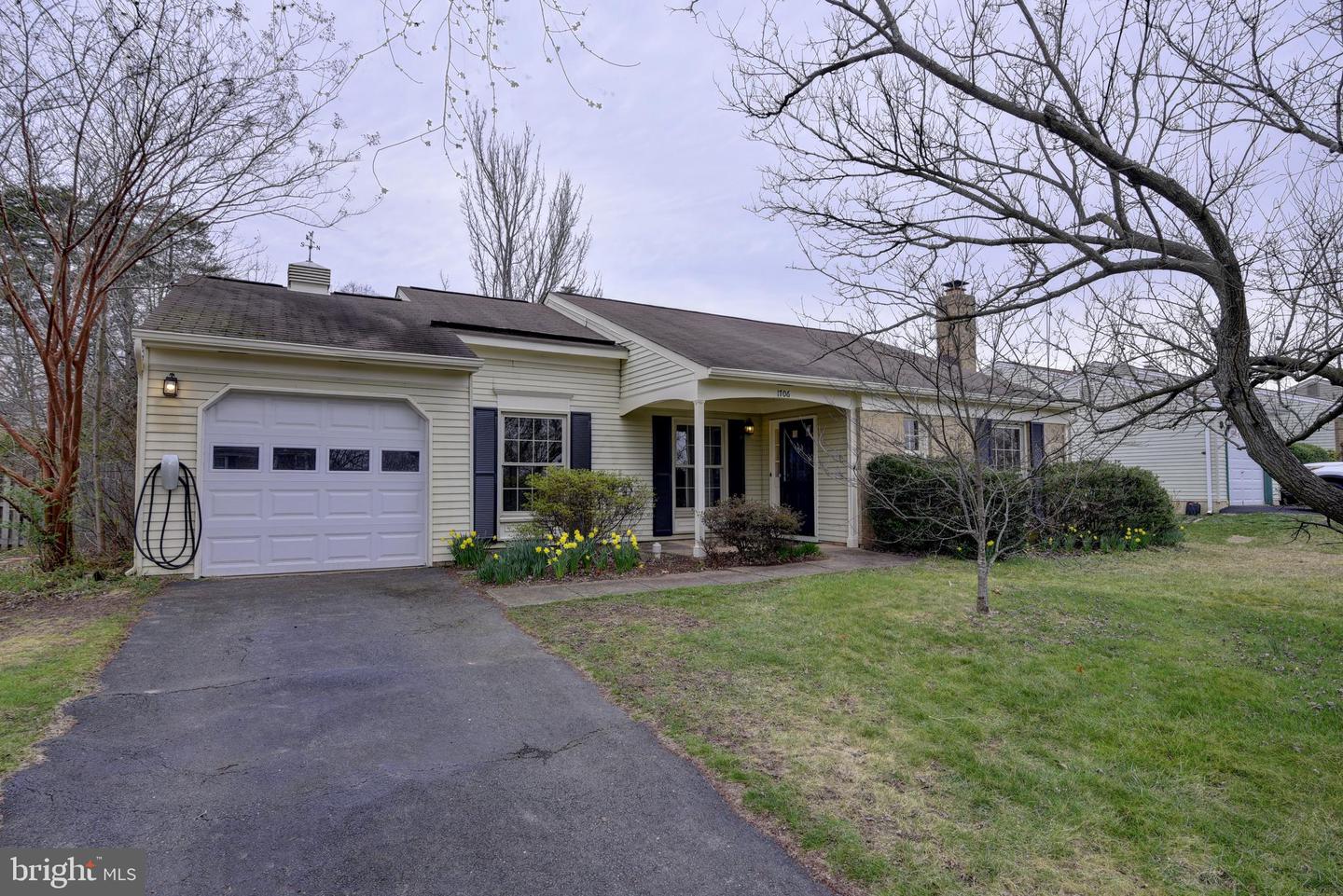 1706 Fantasia CIRCLE