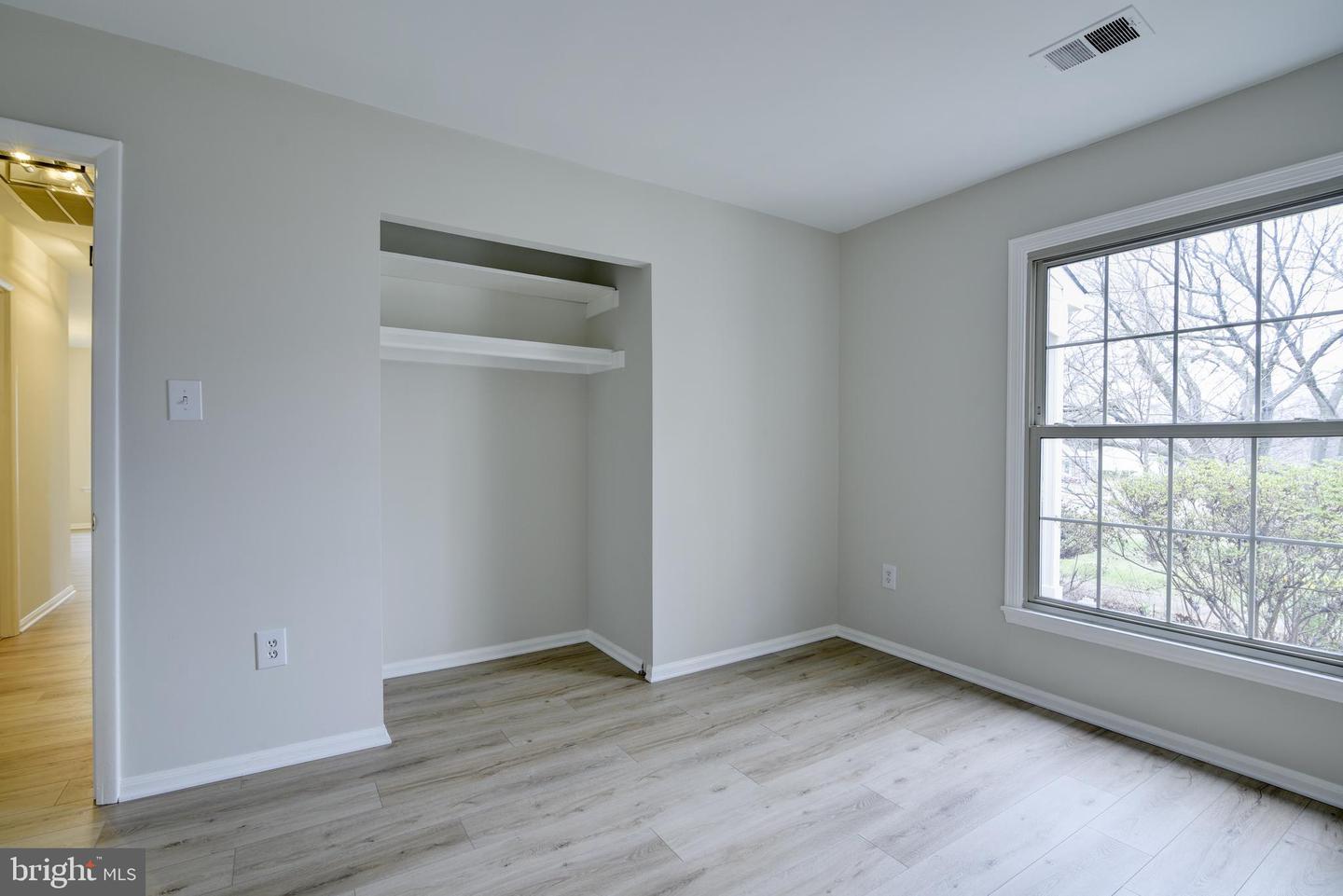1706 Fantasia CIRCLE