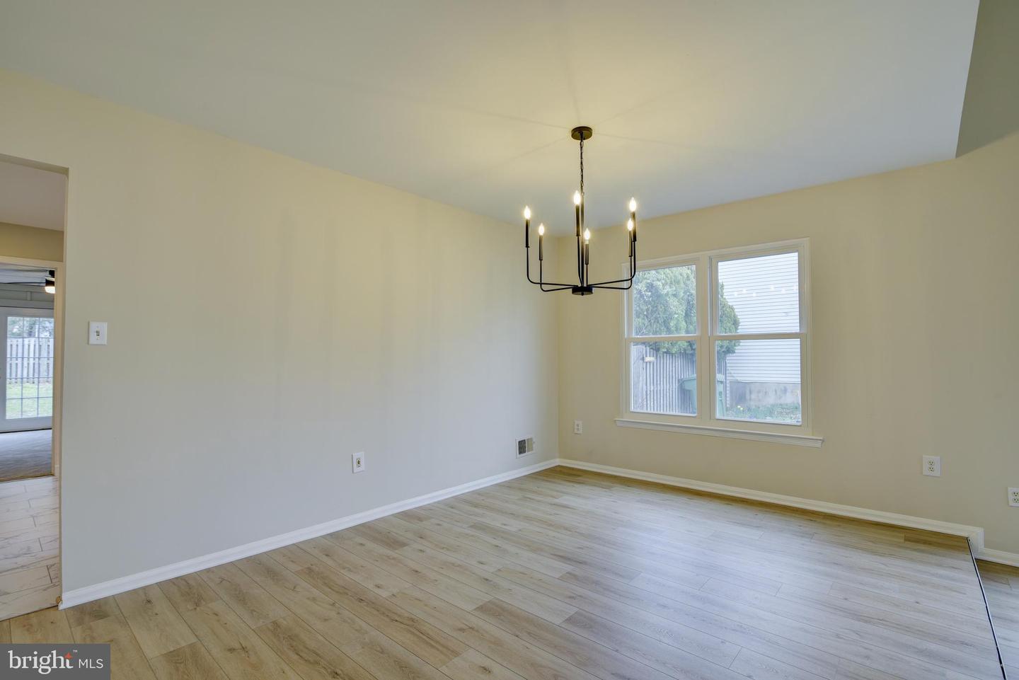1706 Fantasia CIRCLE