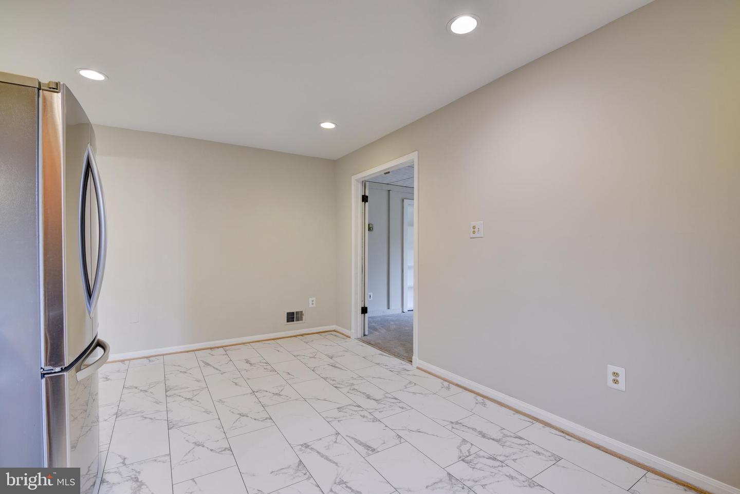 1706 Fantasia CIRCLE