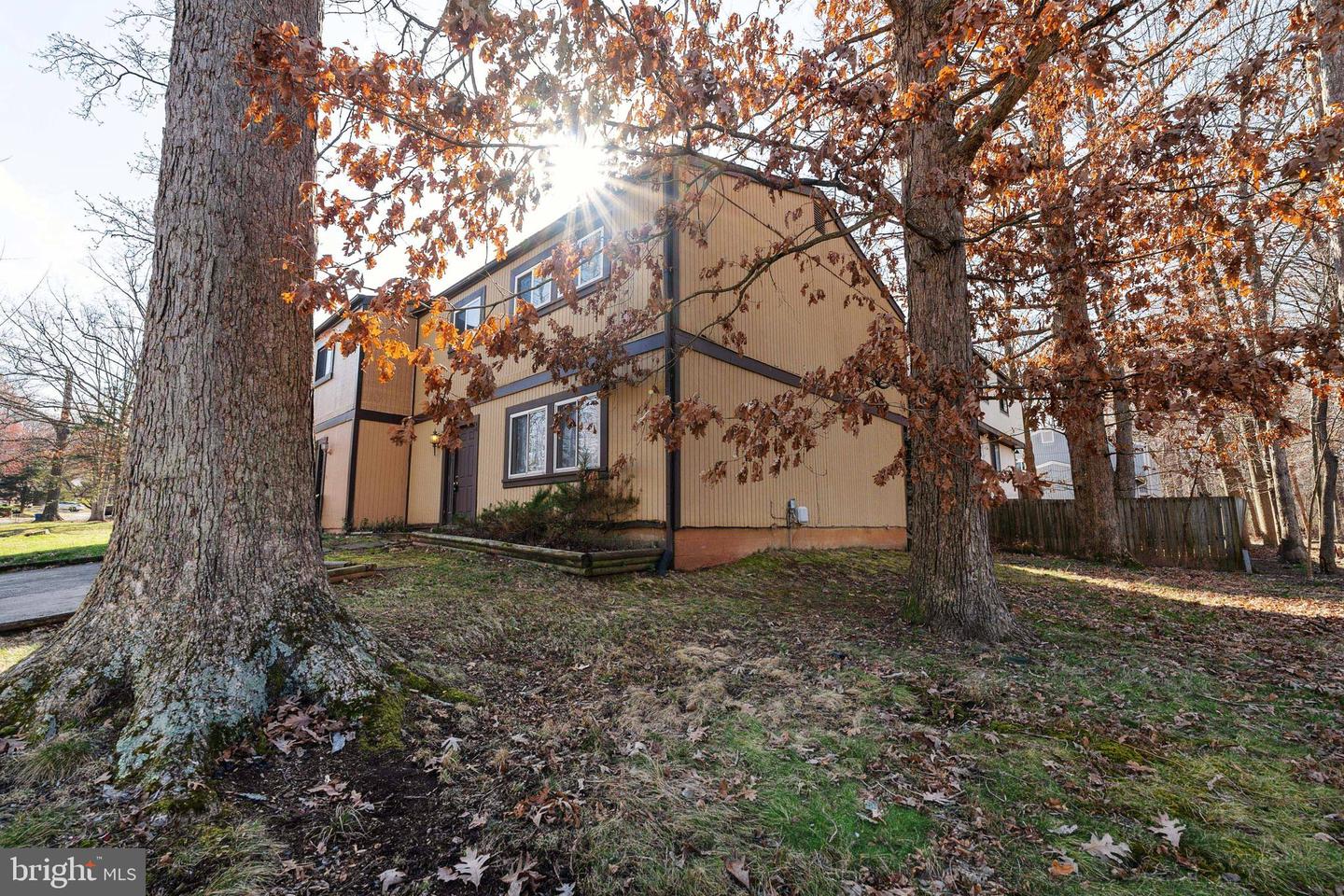 2227 Sanibel DRIVE