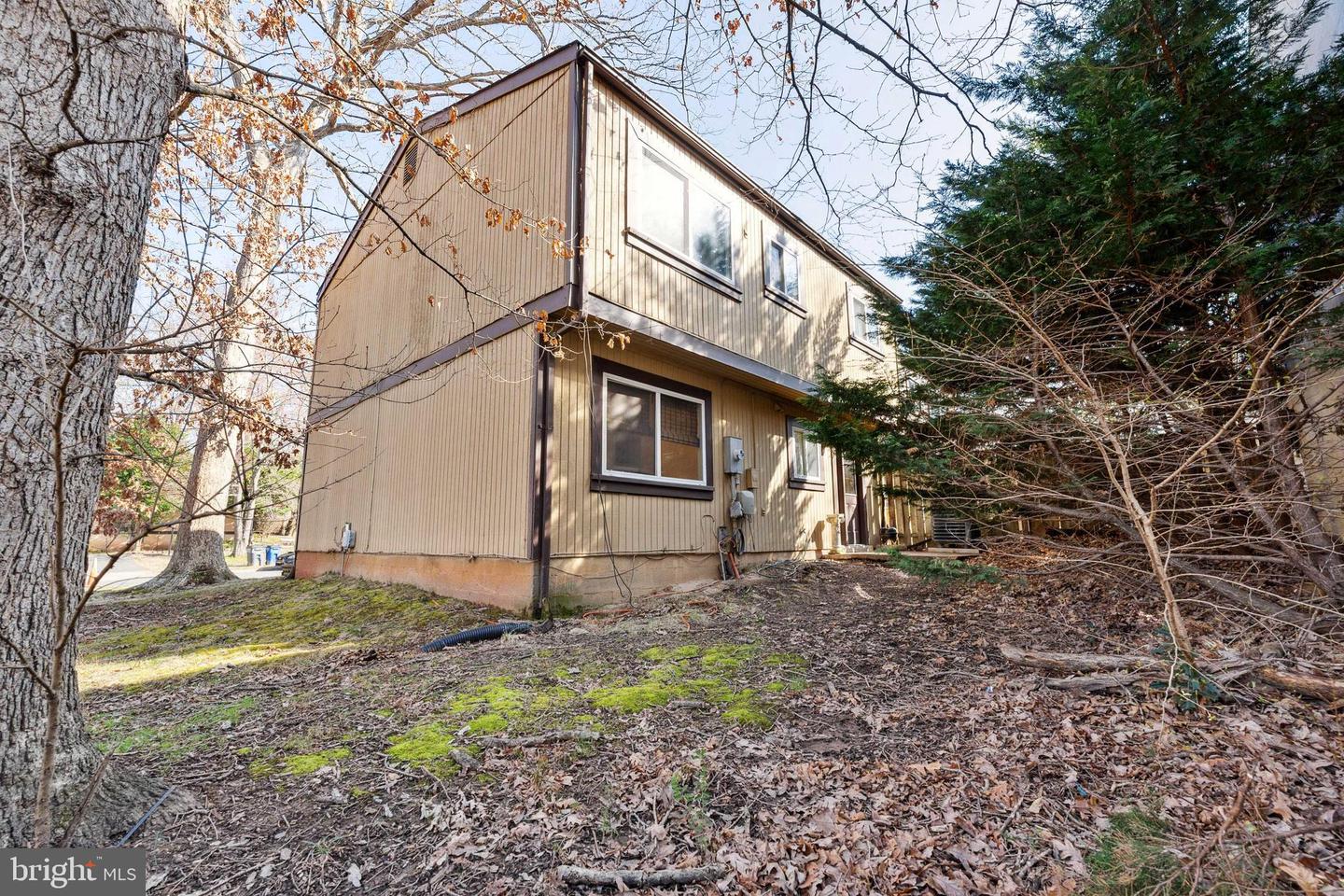 2227 Sanibel DRIVE