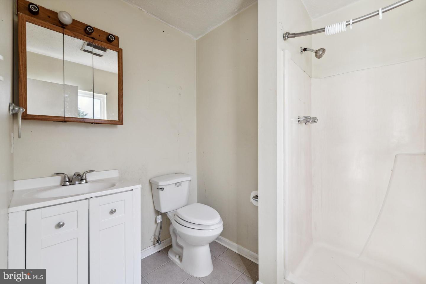 2227 Sanibel DRIVE