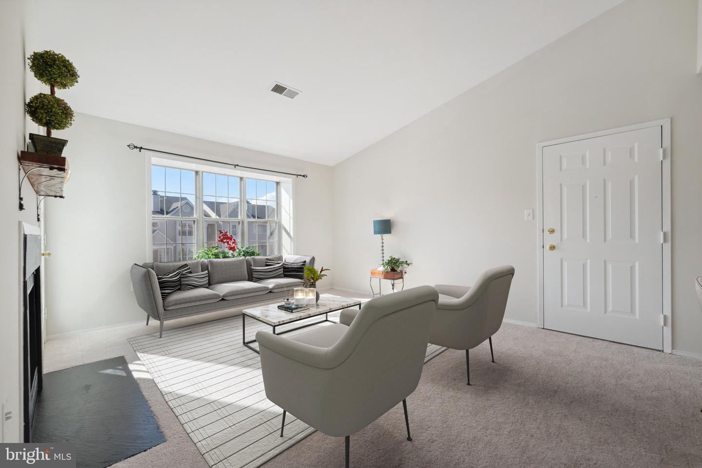 7822 Harrowgate CIRCLE Unit: D