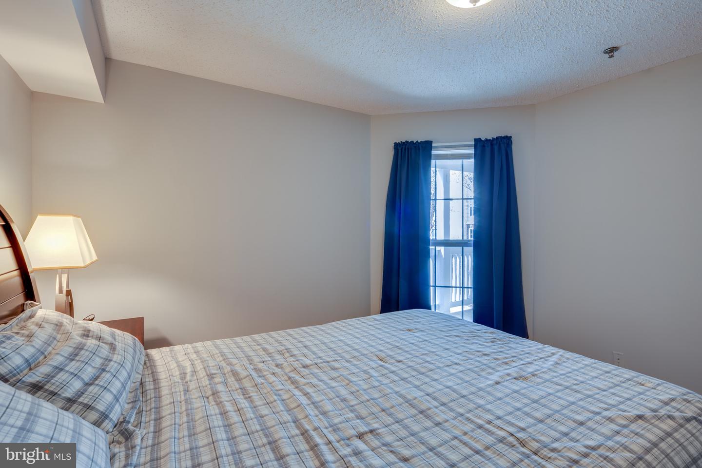 1524 Lincoln WAY Unit: 200