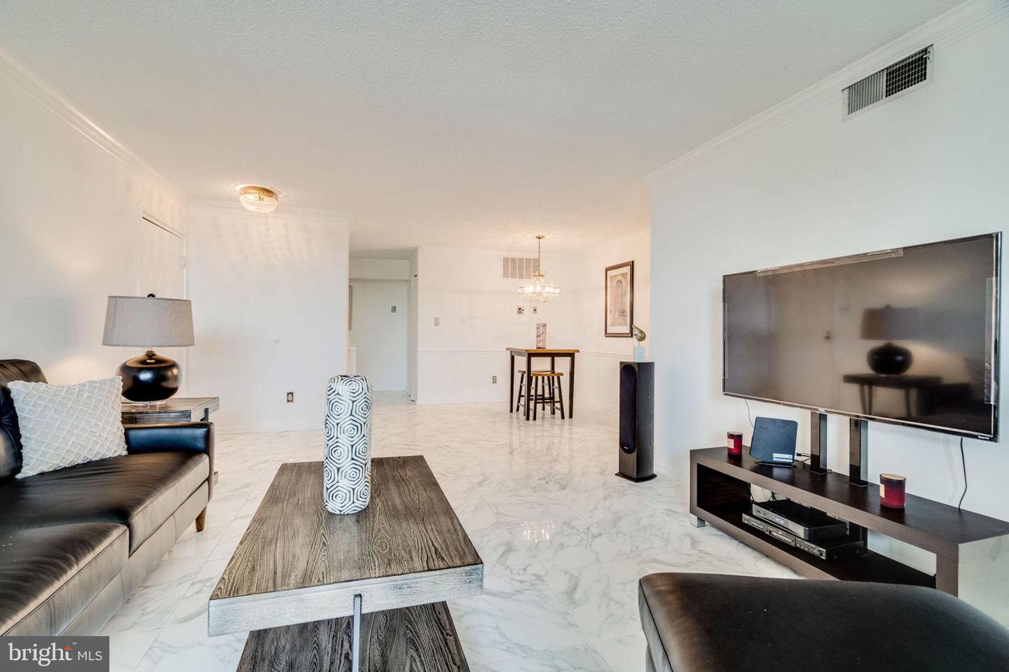3113 Patrick Henry Unit: 533