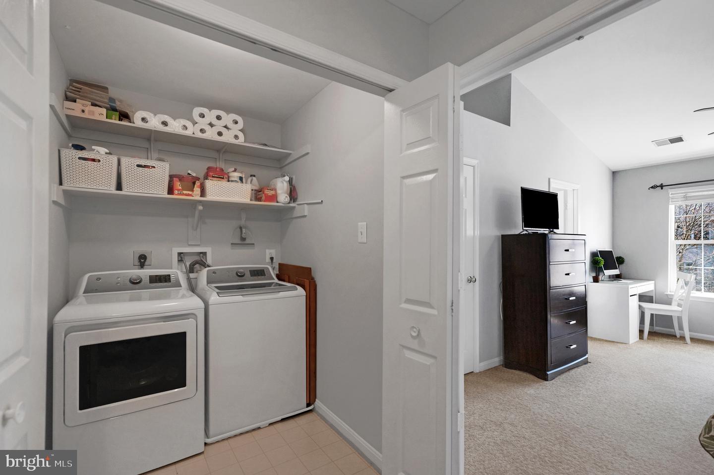 6605 Kelsey Point CIRCLE