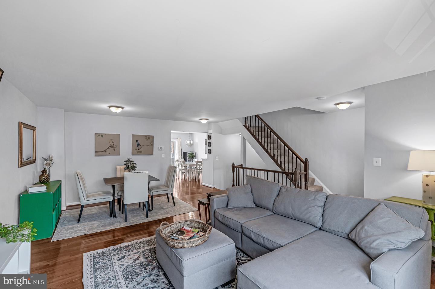 6605 Kelsey Point CIRCLE