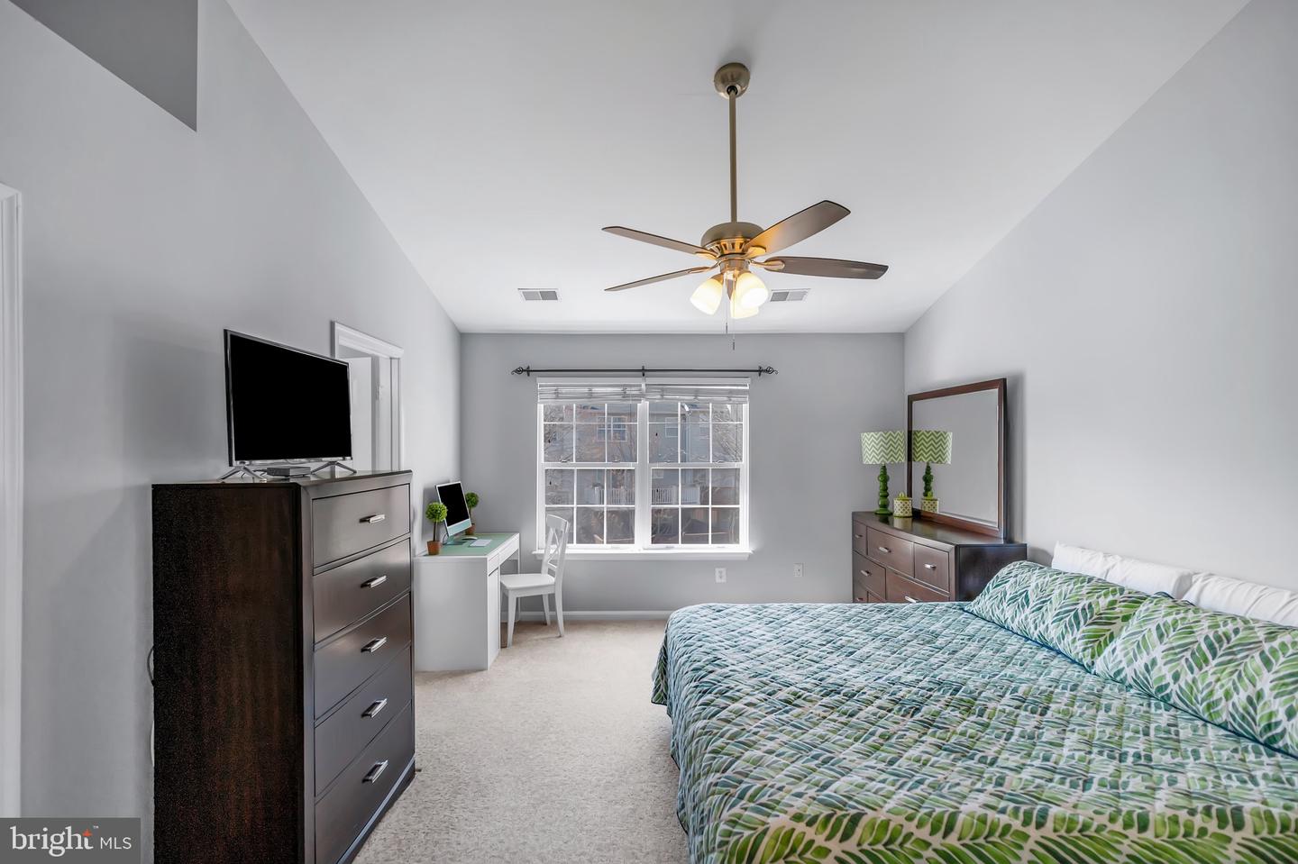 6605 Kelsey Point CIRCLE