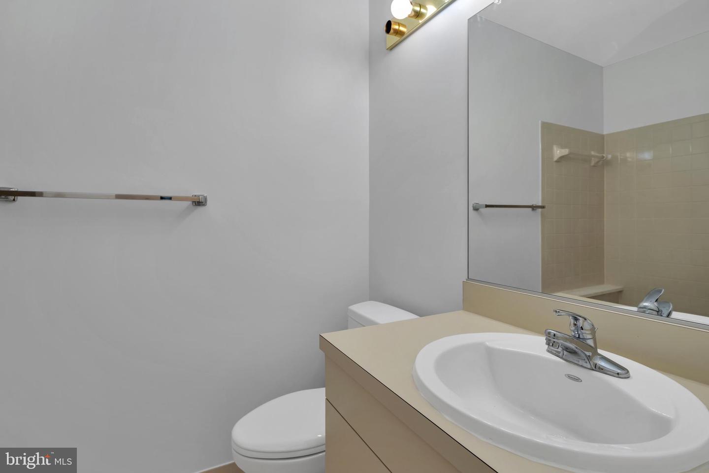2235 Cedar Cove COURT