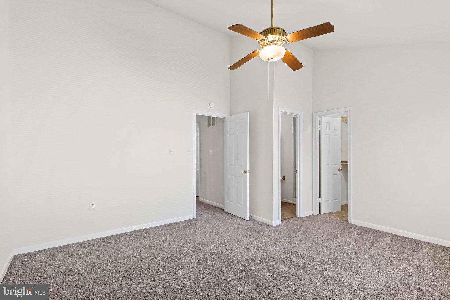 6719 Sunset Woods COURT
