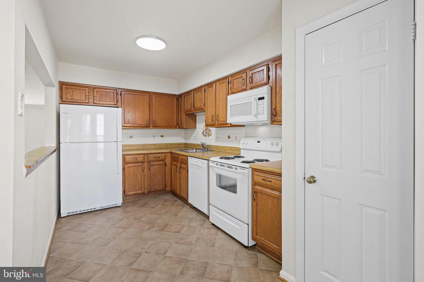 6719 Sunset Woods COURT