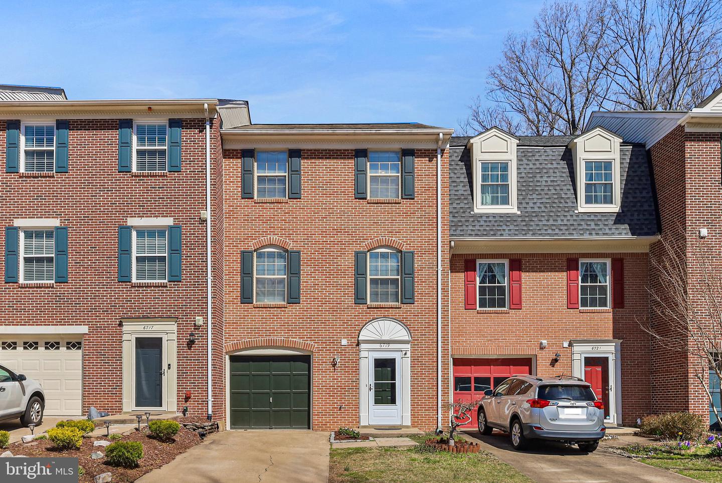 6719 Sunset Woods COURT