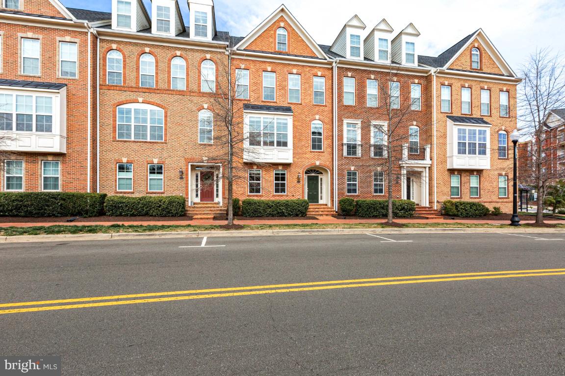 755 Center STREET