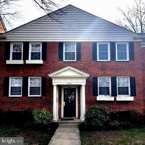 1203 Belle View BOULEVARD Unit: B2