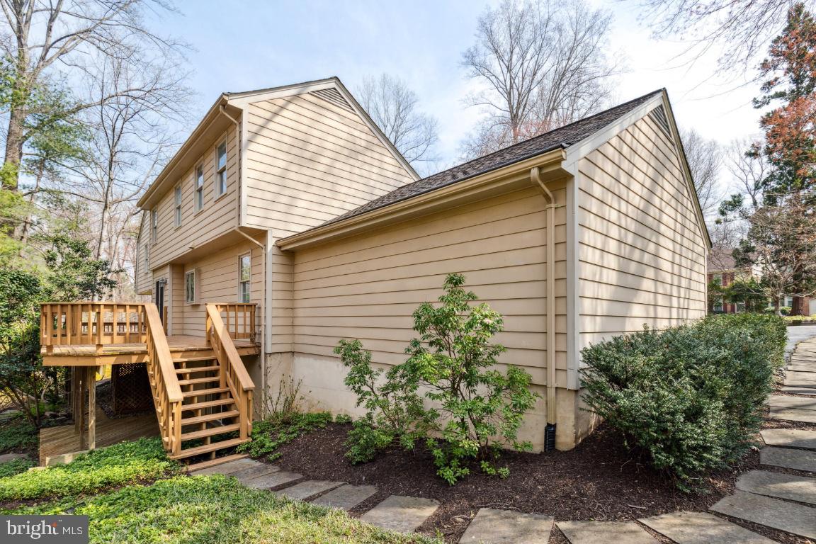 6038 Makely DRIVE