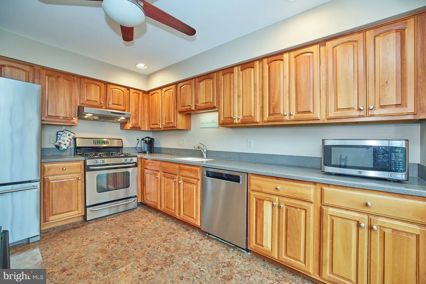 4218 Sleepy Lake DRIVE