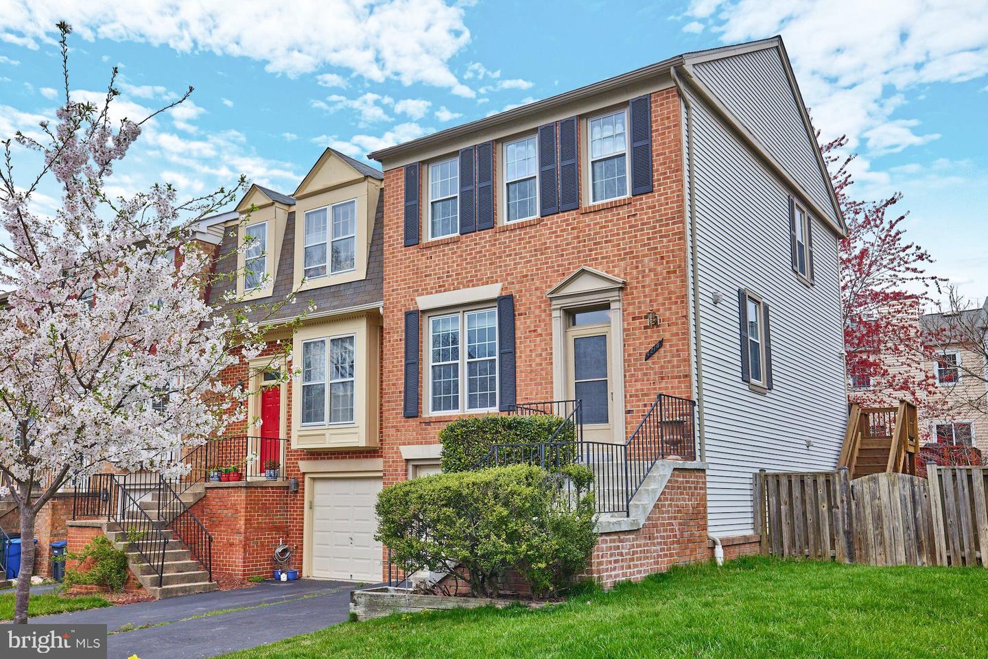 4218 Sleepy Lake DRIVE