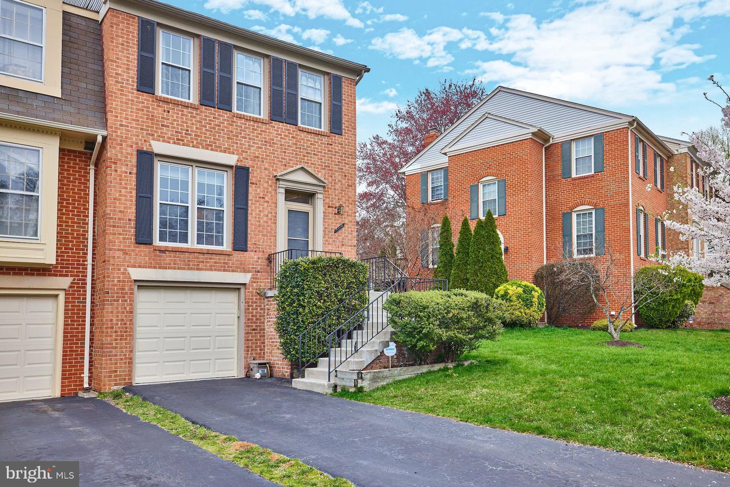 4218 Sleepy Lake DRIVE