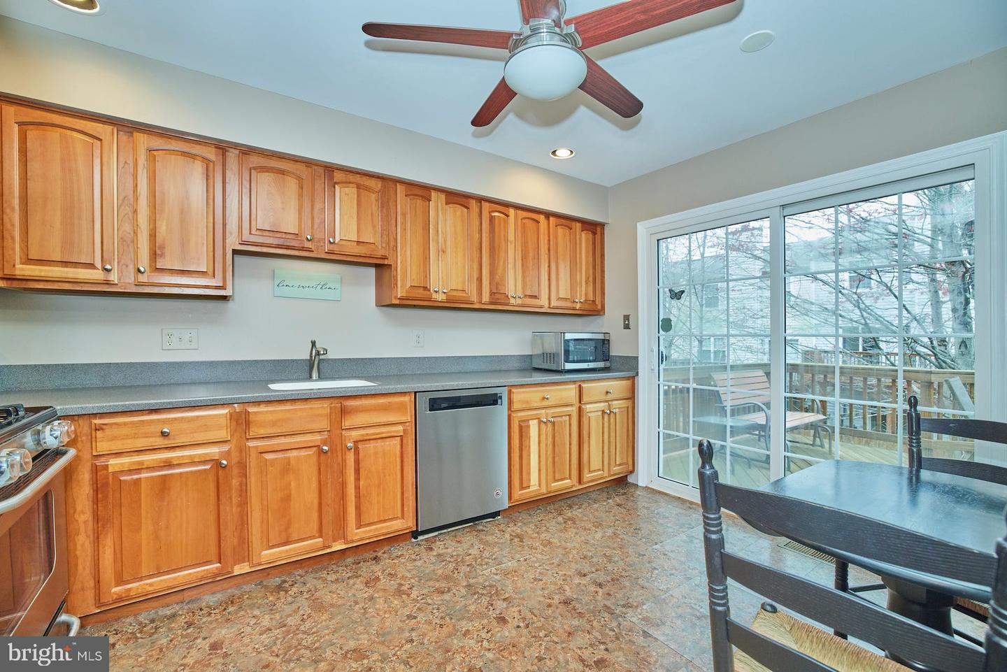 4218 Sleepy Lake DRIVE