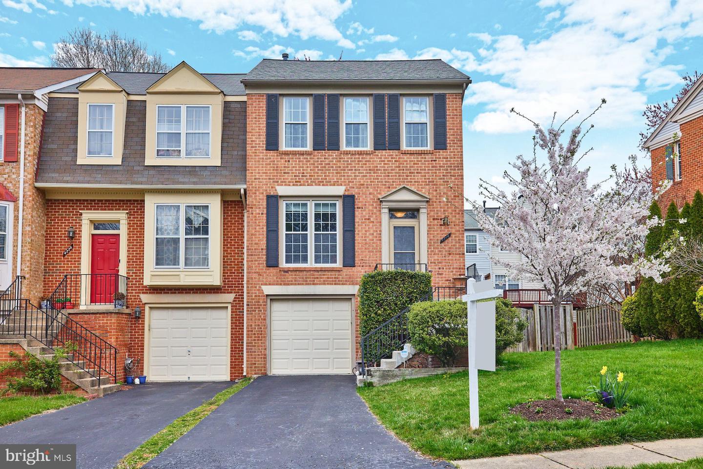 4218 Sleepy Lake DRIVE