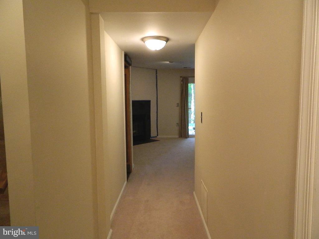 9039 Giltinan COURT