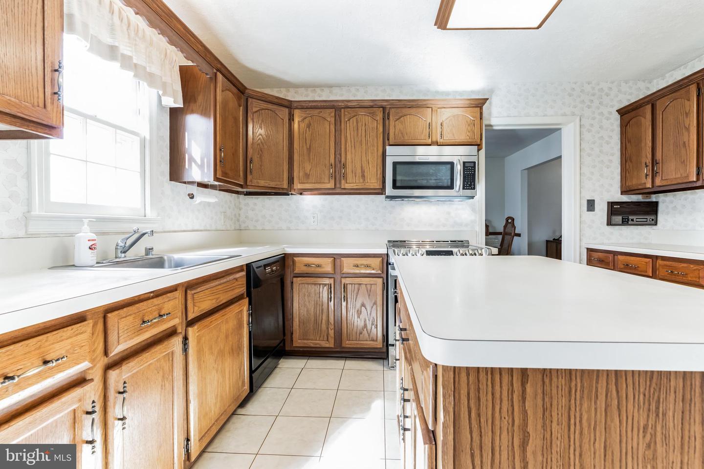 7846 Attleboro DRIVE