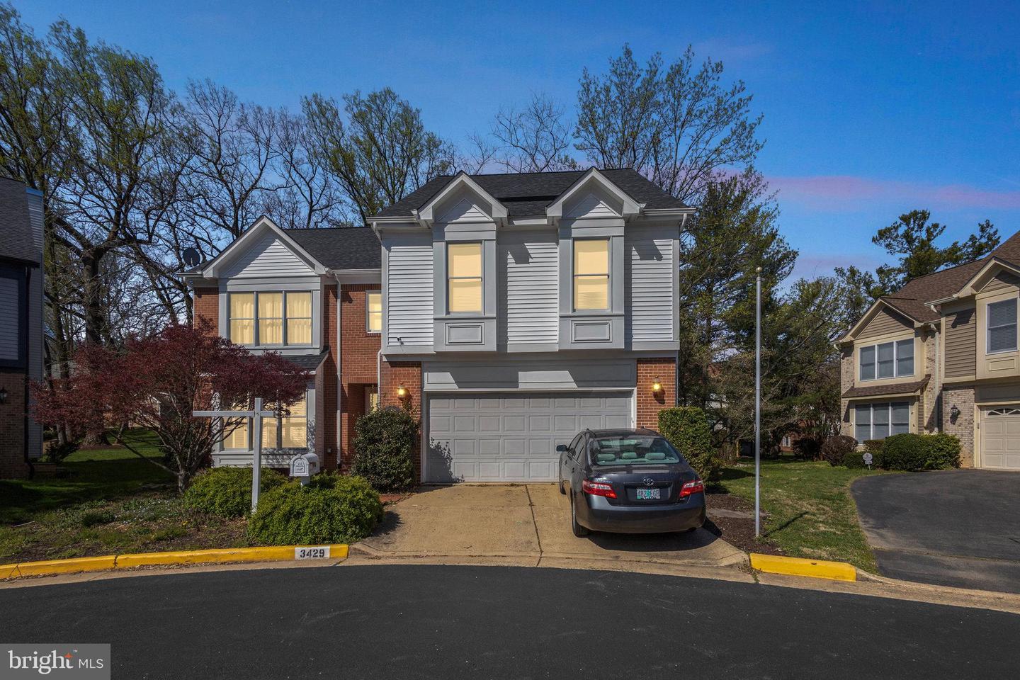 3429 Silver Maple PLACE