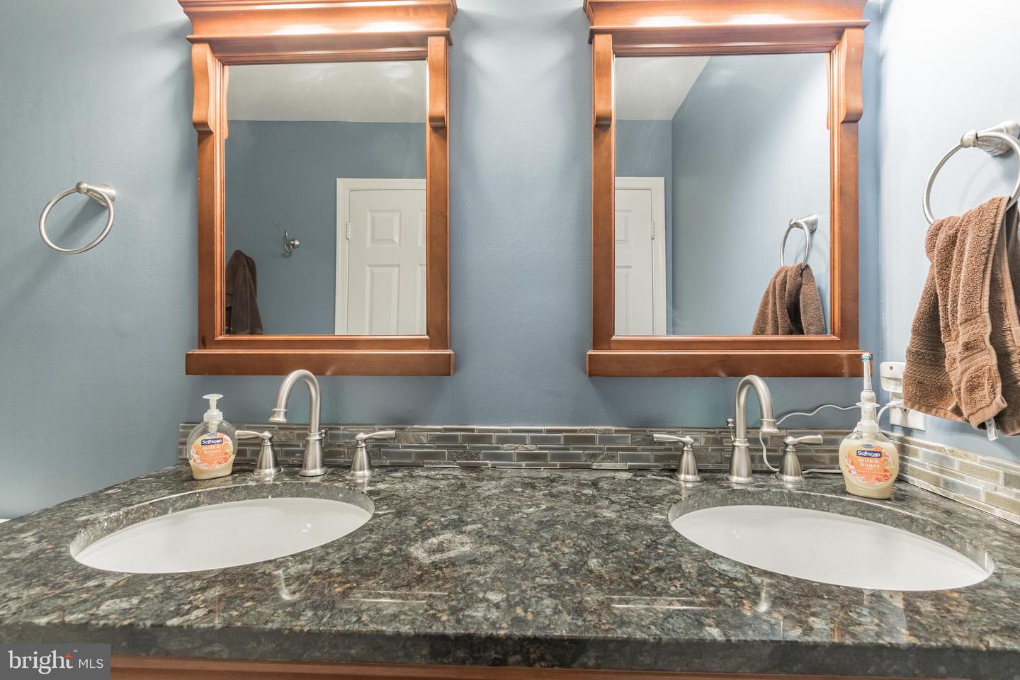 3429 Silver Maple PLACE