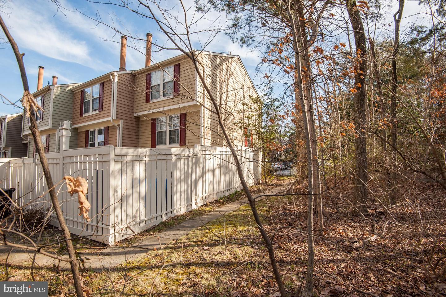 1598 Woodcrest DRIVE