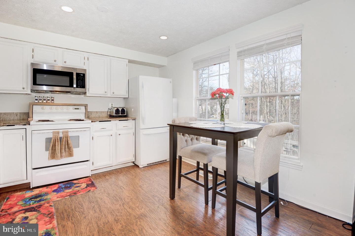 1598 Woodcrest DRIVE