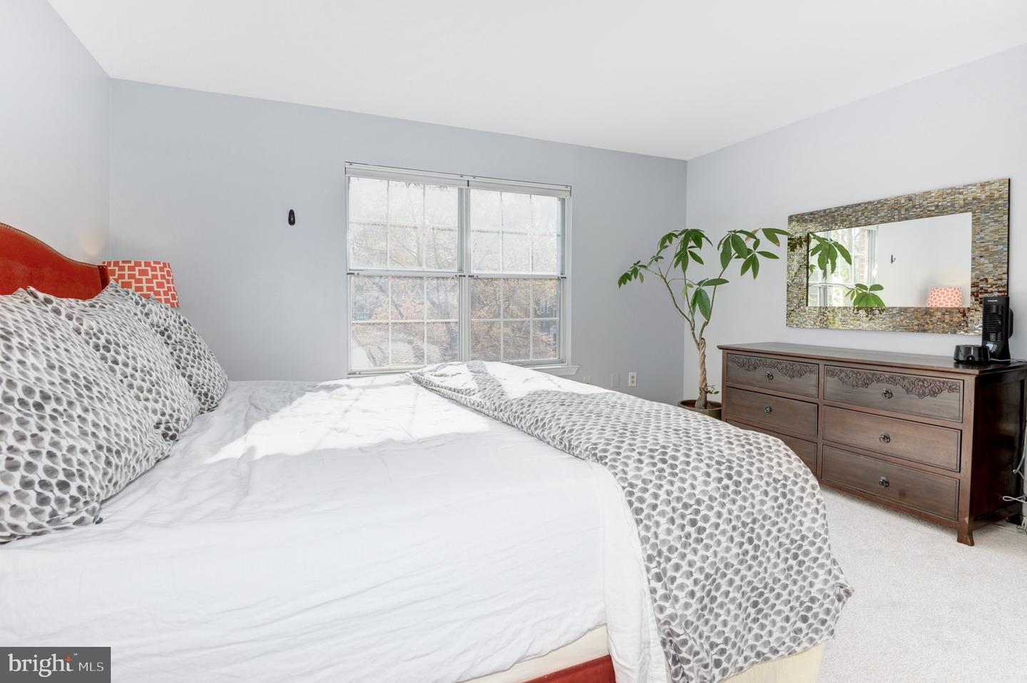 7731 Inversham DRIVE Unit: 160