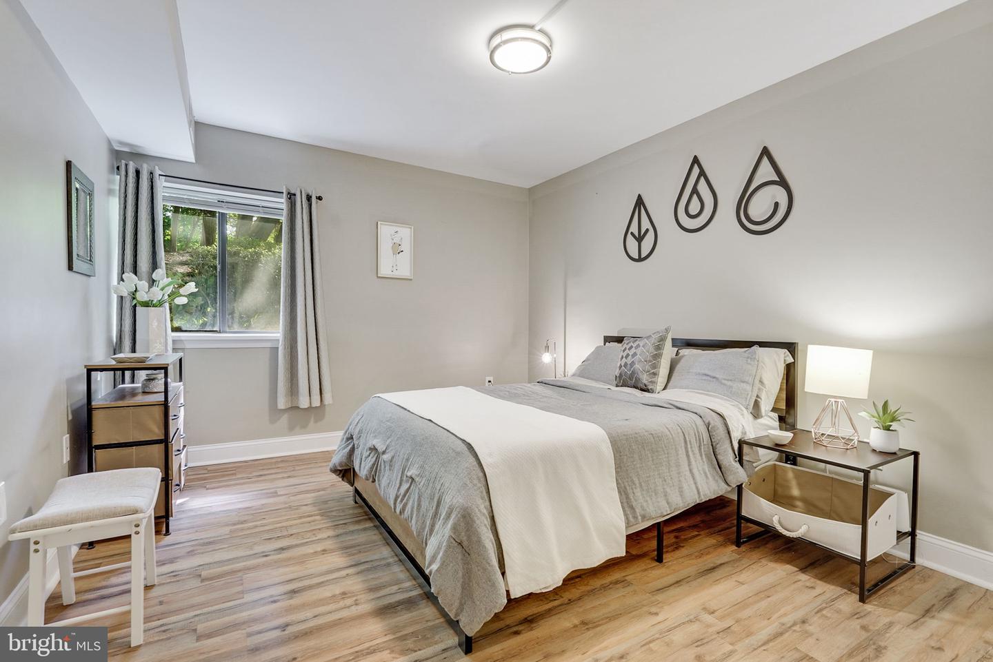 2210 Springwood DRIVE Unit: T7