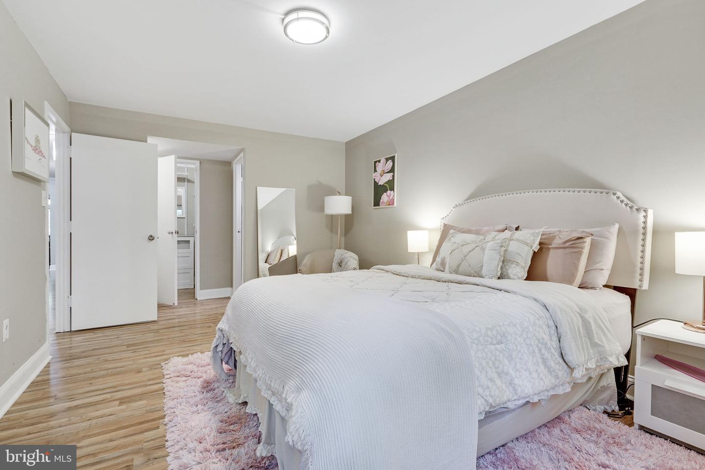 2210 Springwood DRIVE Unit: T7