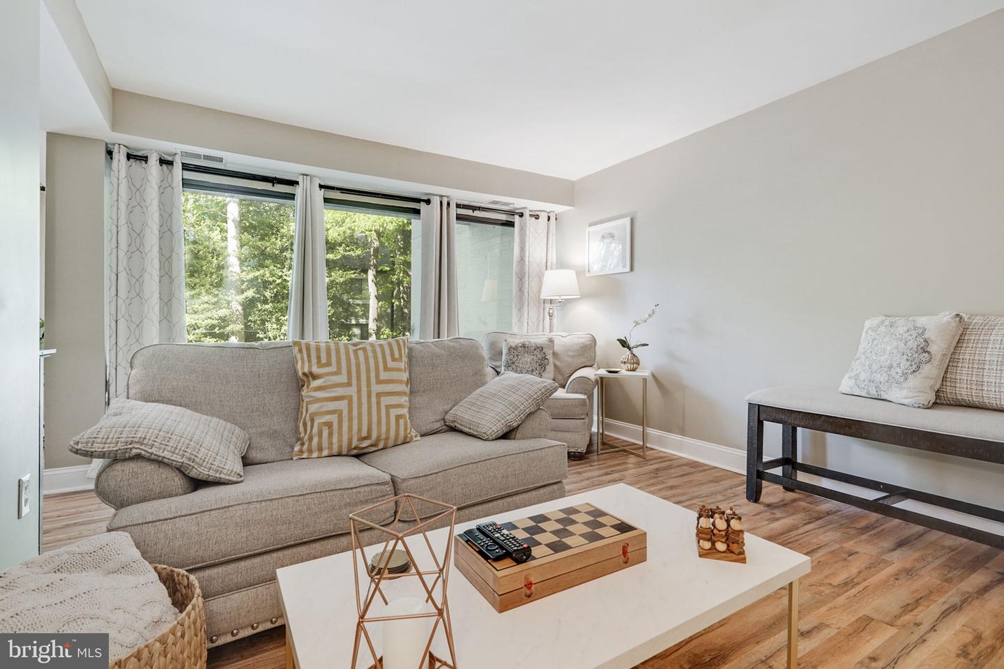 2210 Springwood DRIVE Unit: T7