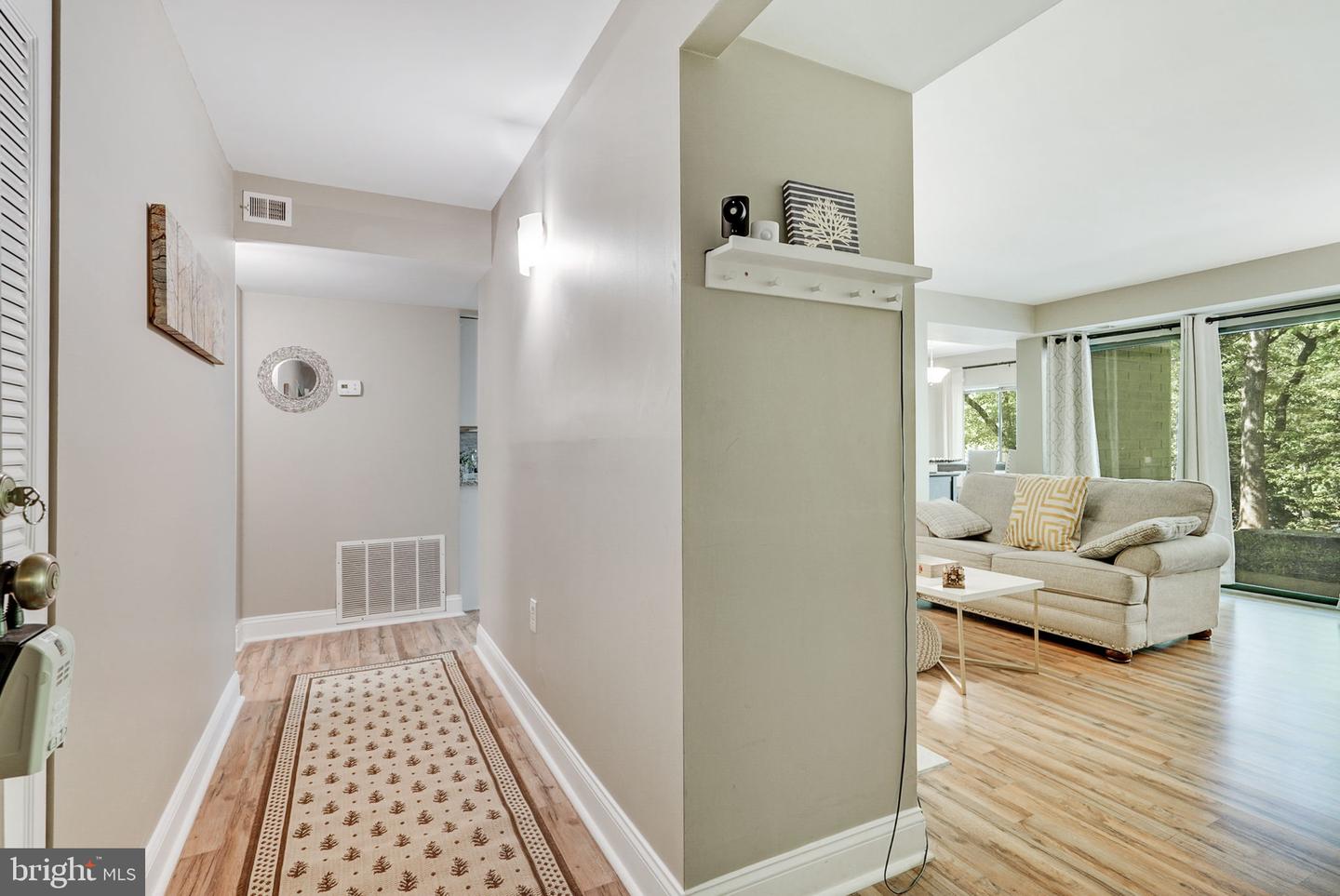 2210 Springwood DRIVE Unit: T7