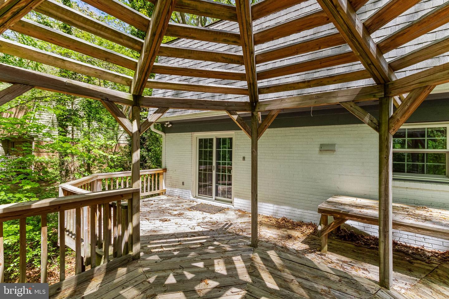 11627 Sourwood LANE