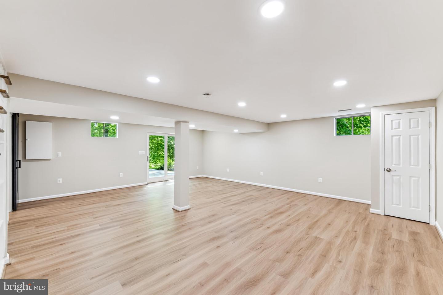 7001 Barnacle PLACE