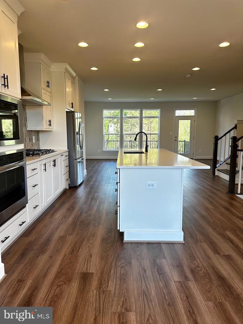 5239 Ridgeview Retreat DRIVE