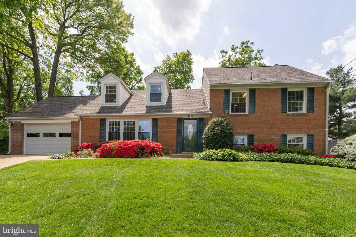 9606 Sonjo COURT