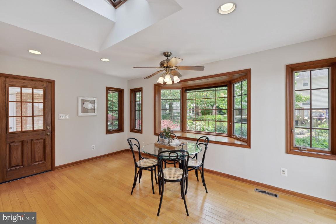 9606 Sonjo COURT