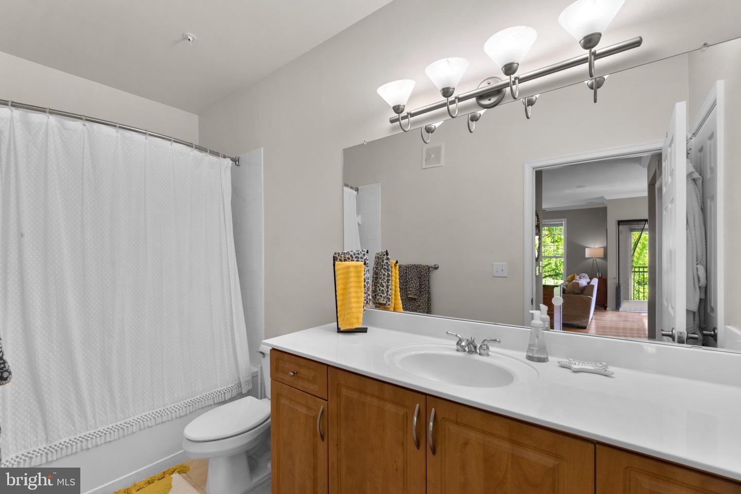 12921 Centre Park CIRCLE Unit: 205