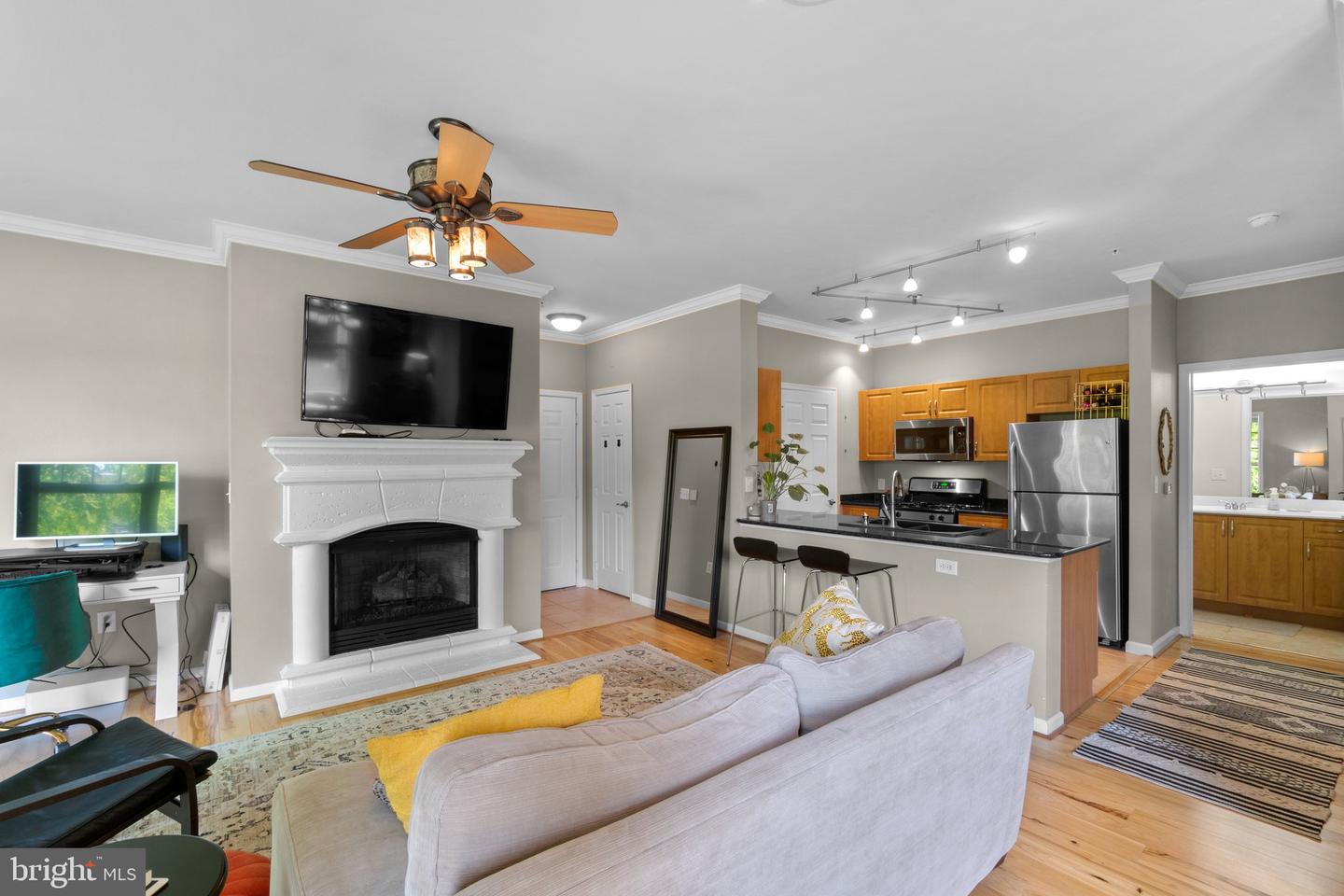 12921 Centre Park CIRCLE Unit: 205
