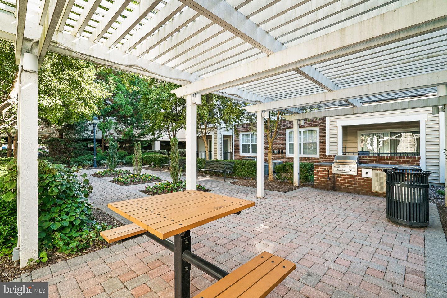 12921 Centre Park CIRCLE Unit: 205