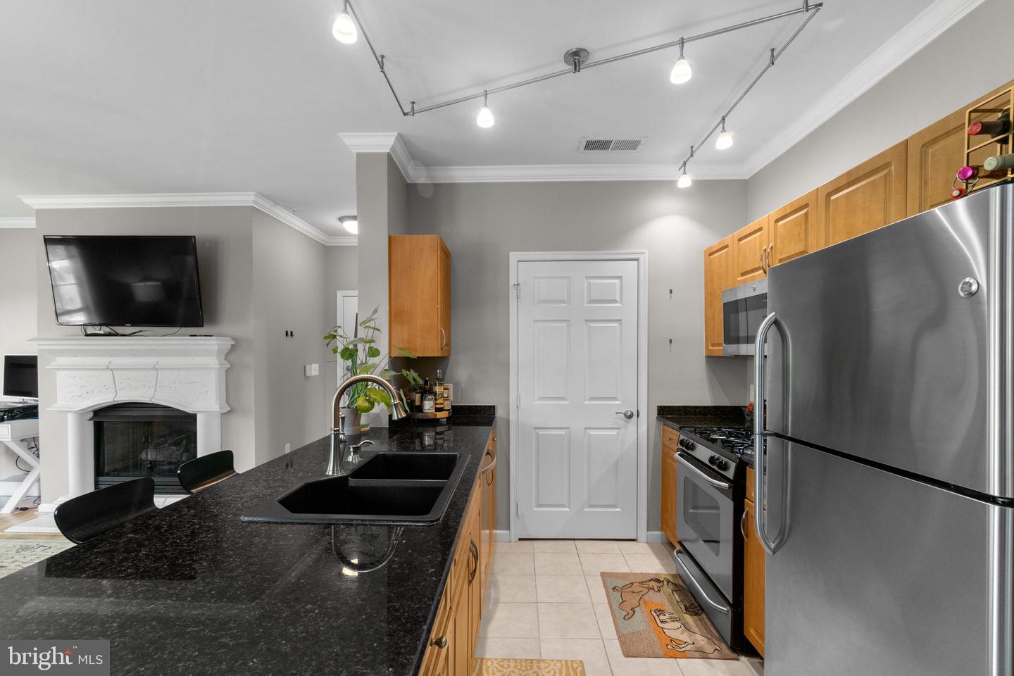 12921 Centre Park CIRCLE Unit: 205