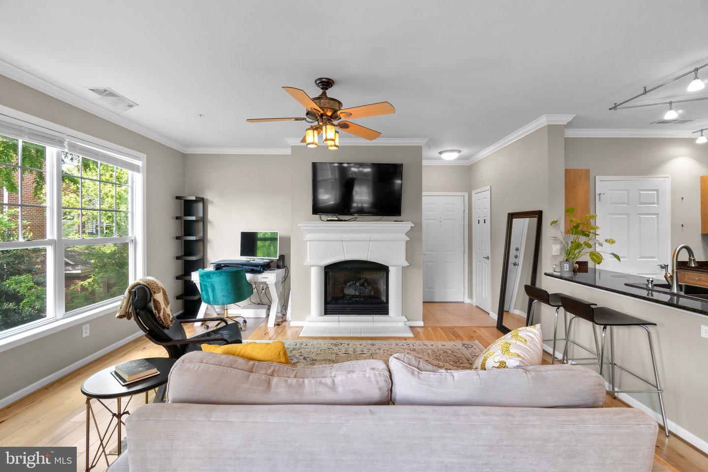 12921 Centre Park CIRCLE Unit: 205
