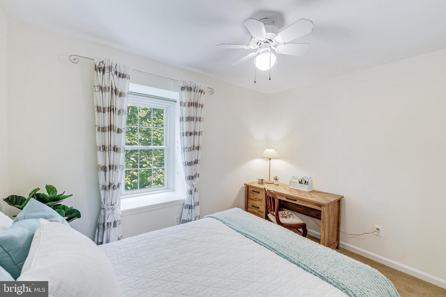 2967 Oakborough SQUARE